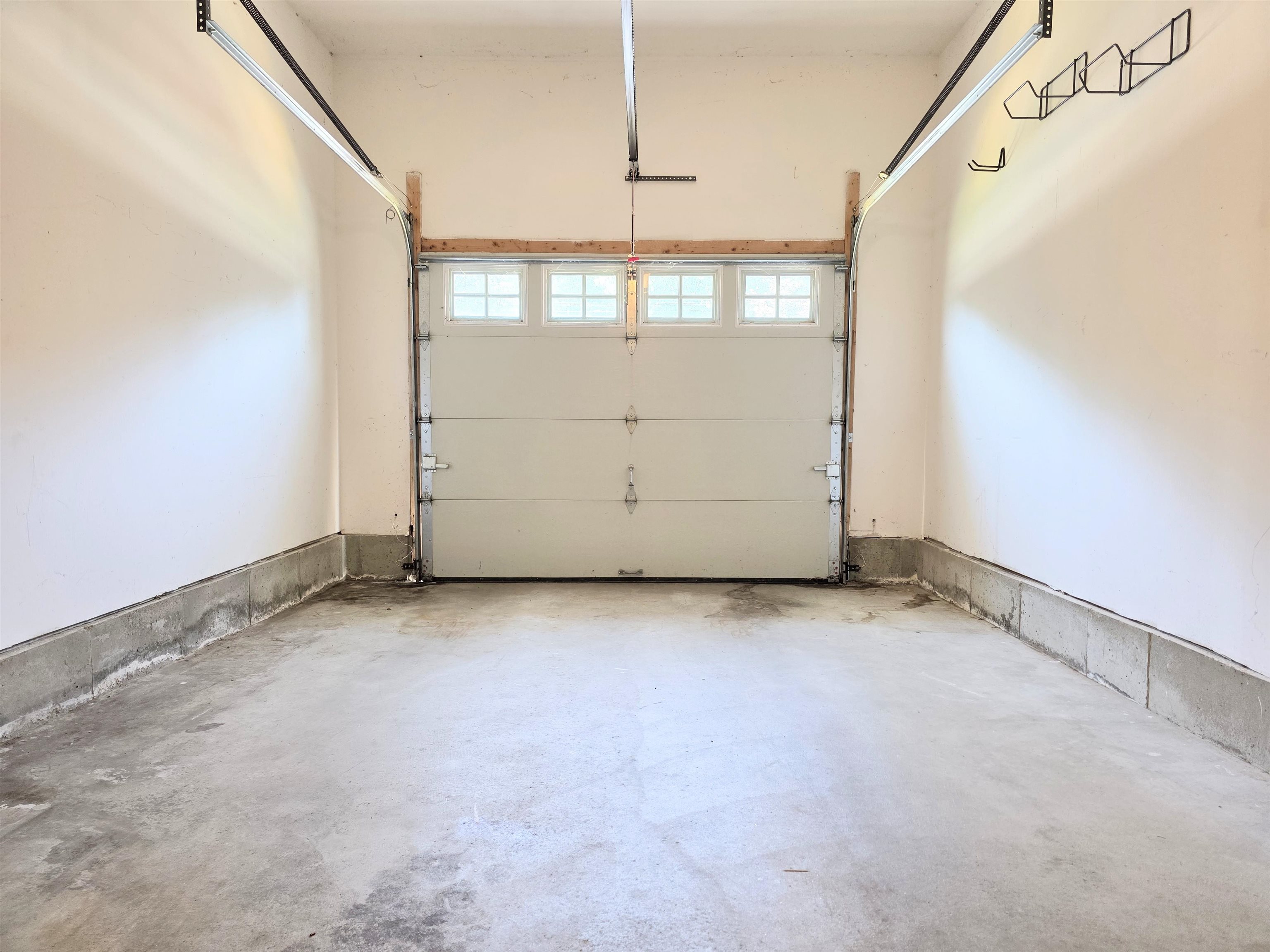 624 Main Street, Unit 6 Fremont, NH 03044 - Photo 32 of 33