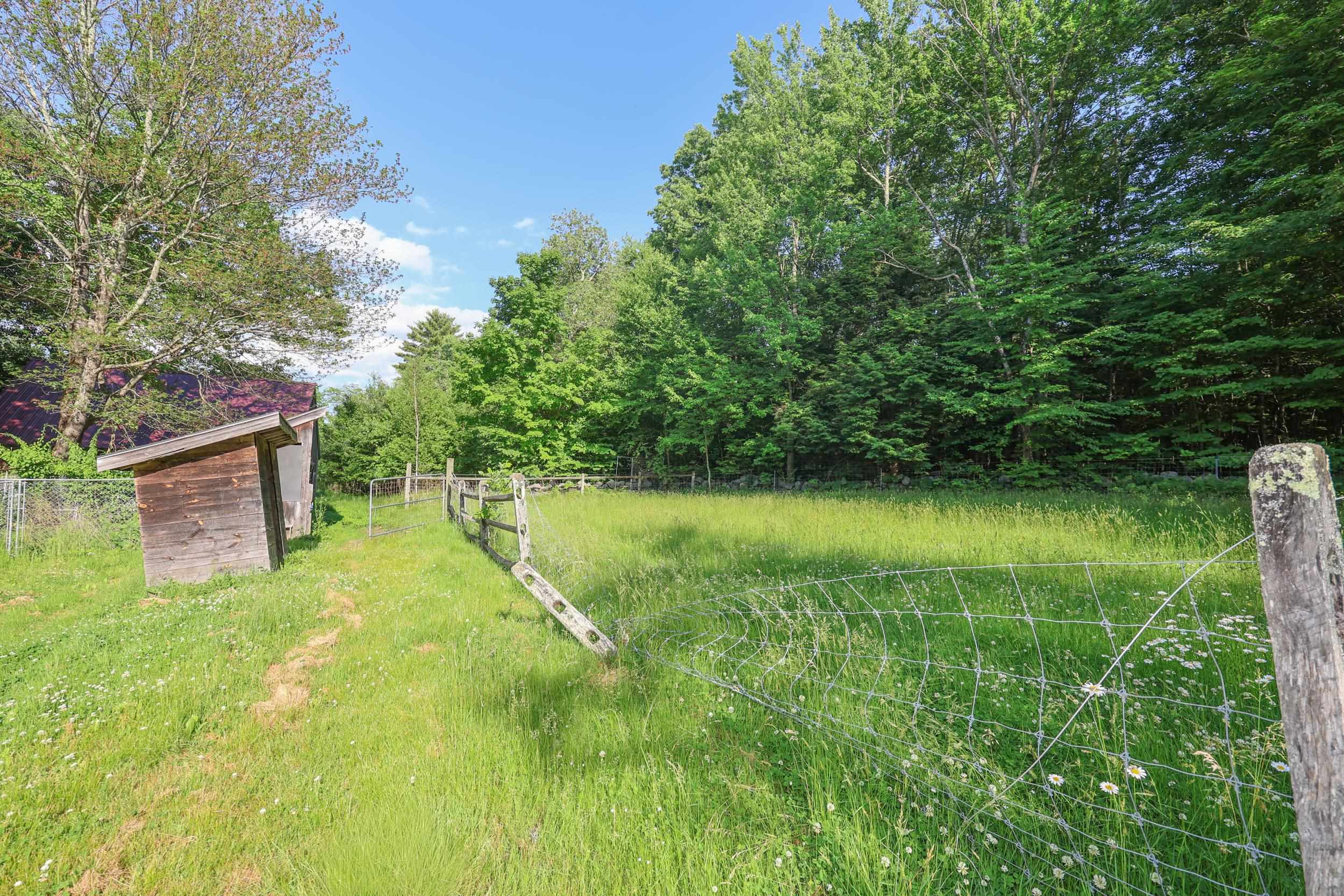 107 Greenfield Road New Boston, NH 03070 - Photo 23 of 59