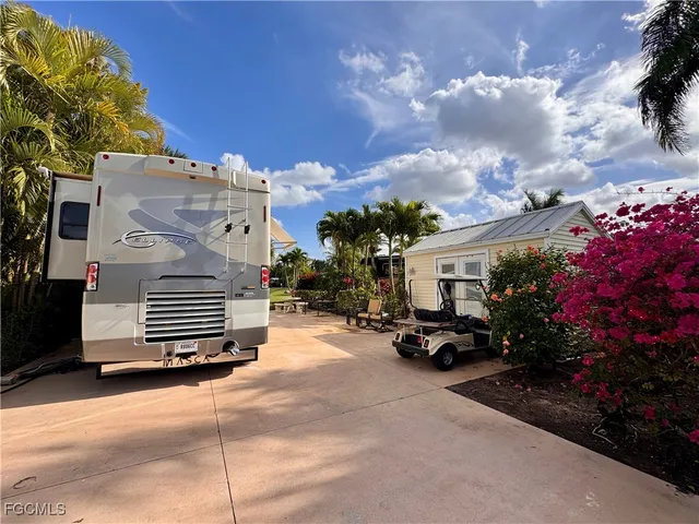 $159,000 | Lot 254-3012 East Riverbend Resort Boulevard, LaBelle, FL 33935