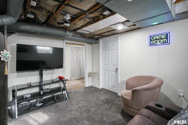 $179,000 | 1503 State Street, Pekin, IL 61554