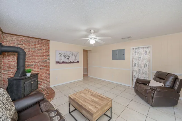 $465,000 | 2401 Roberts Drive, Niceville, FL 32578