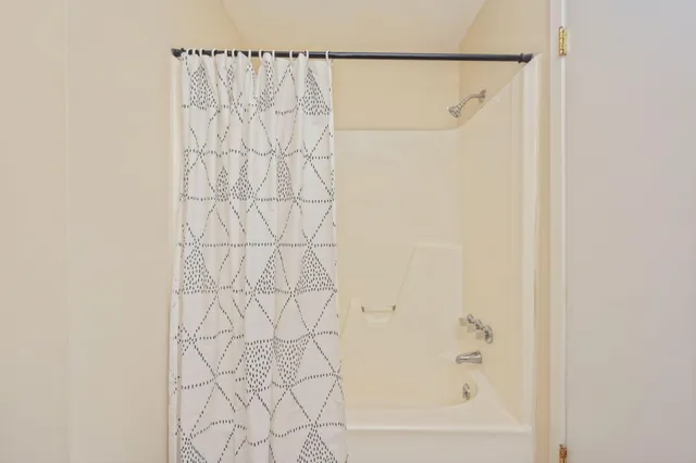 $465,000 | 2401 Roberts Drive, Niceville, FL 32578