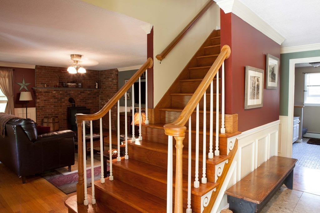 125 Gardner Road Hubbardston, MA 01452 - Photo 16 of 25 Gallery Image 16
