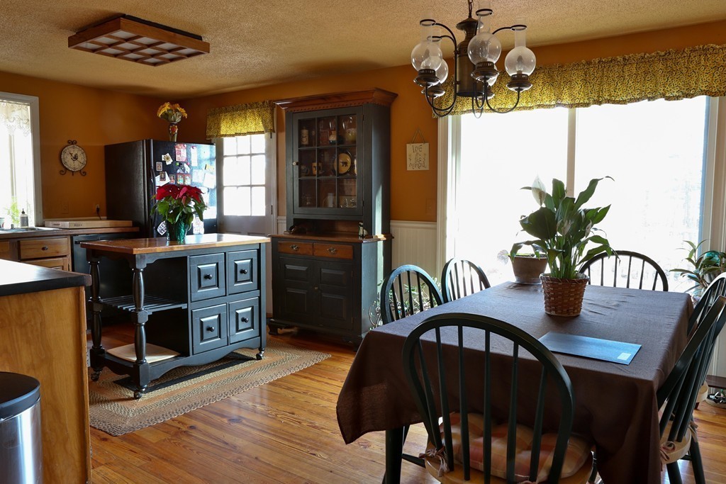 125 Gardner Road Hubbardston, MA 01452 - Photo 8 of 25 Gallery Image 8