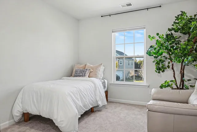 $400,000 | 211 Daniels Creek Circle, Goose Creek, SC 29445