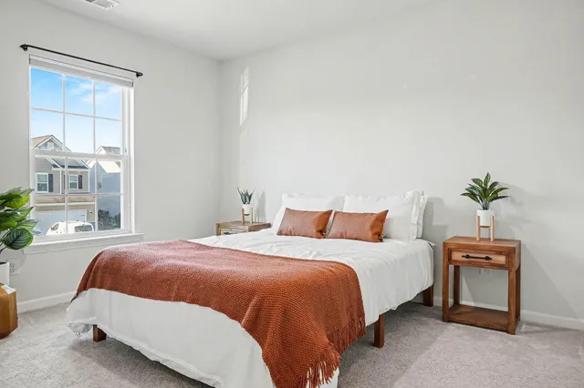 $400,000 | 211 Daniels Creek Circle, Goose Creek, SC 29445