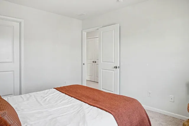 $400,000 | 211 Daniels Creek Circle, Goose Creek, SC 29445