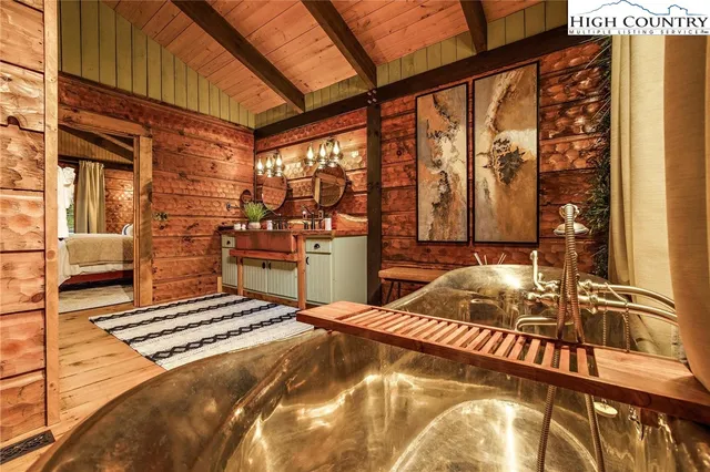 $699,000 | 133 Buckeye Ridge Road, Beech Mountain, NC 28604