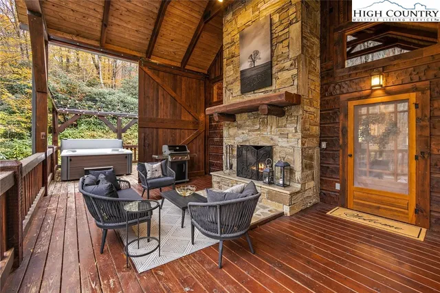 $699,000 | 133 Buckeye Ridge Road, Beech Mountain, NC 28604