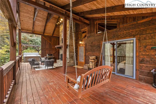 $699,000 | 133 Buckeye Ridge Road, Beech Mountain, NC 28604