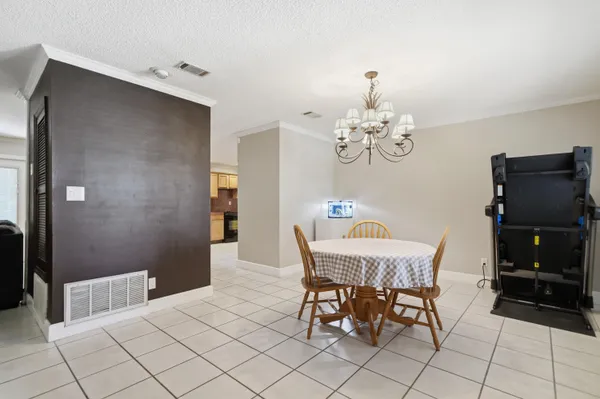 $315,000 | 417 Sherry Circle Northwest, Fort Walton Beach, FL 32548