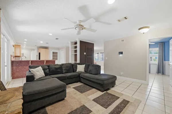 $315,000 | 417 Sherry Circle Northwest, Fort Walton Beach, FL 32548