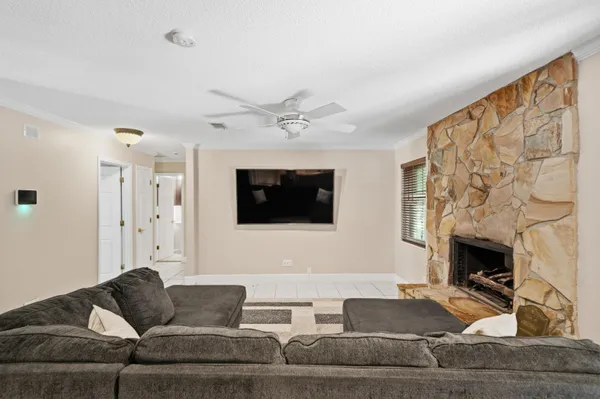 $315,000 | 417 Sherry Circle Northwest, Fort Walton Beach, FL 32548