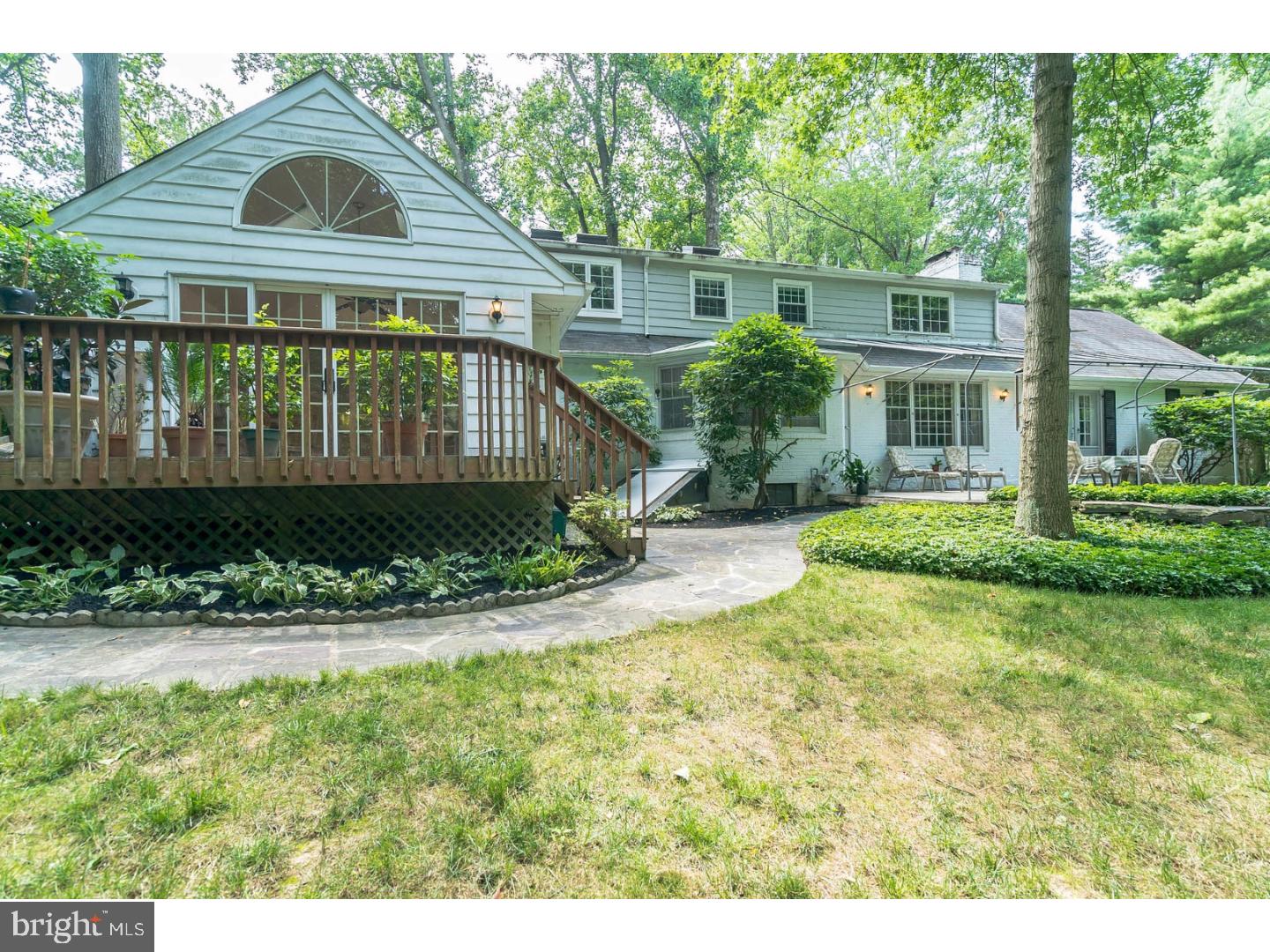 919 Coates Road Jenkintown, PA 19046 - Photo 23 of 25 Exterior Back