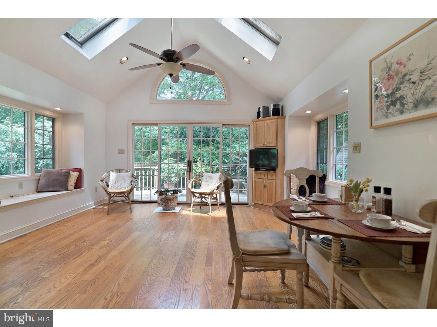 919 Coates Road Jenkintown, PA 19046 - Photo 6 of 25 Family Room