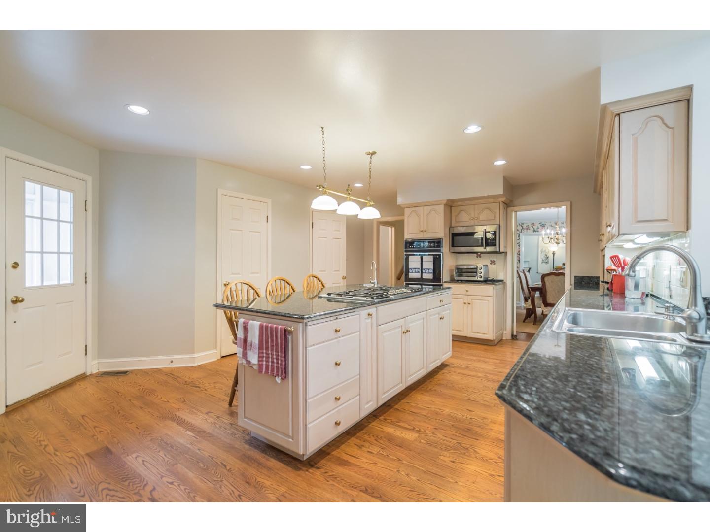 919 Coates Road Jenkintown, PA 19046 - Photo 8 of 25 Kitchen