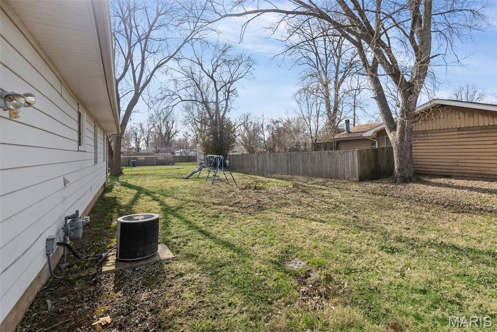 2125 East B Street Belleville, IL 62221 - Photo 23 of 25