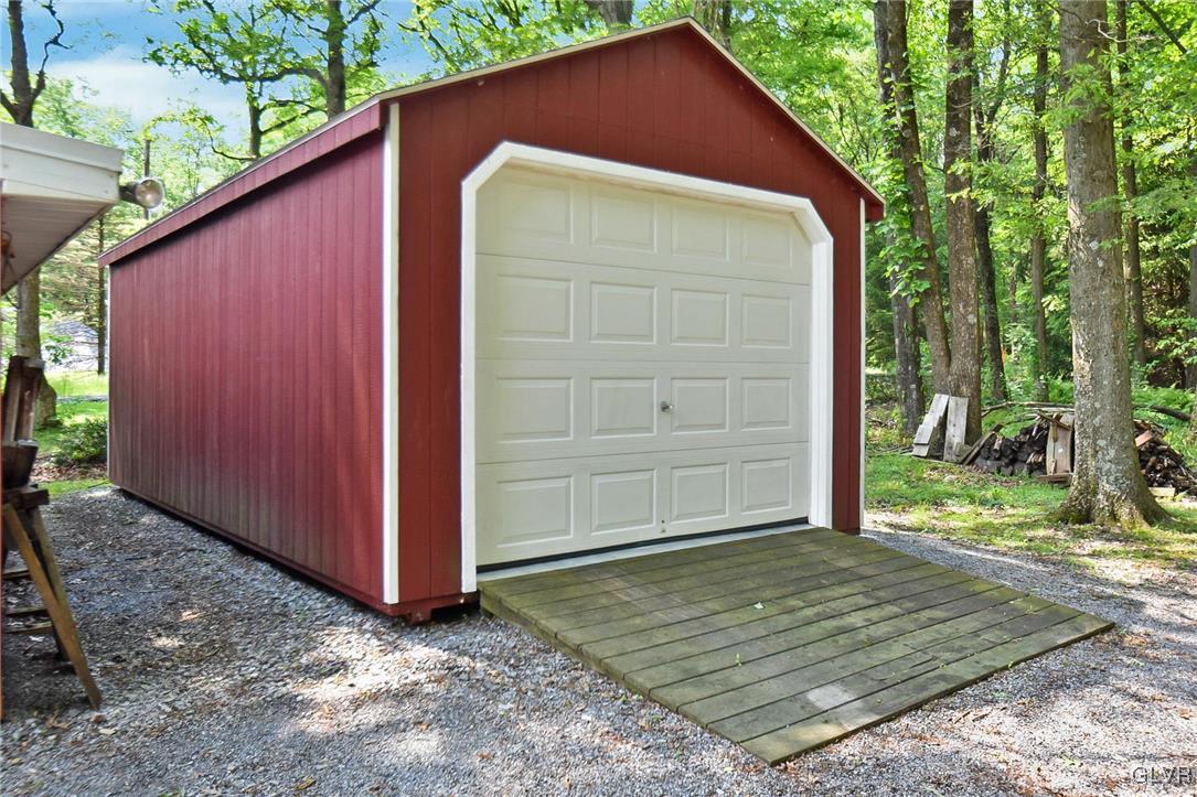 3015 Mountain Road Slatington, PA 18080 - Photo 26 of 32