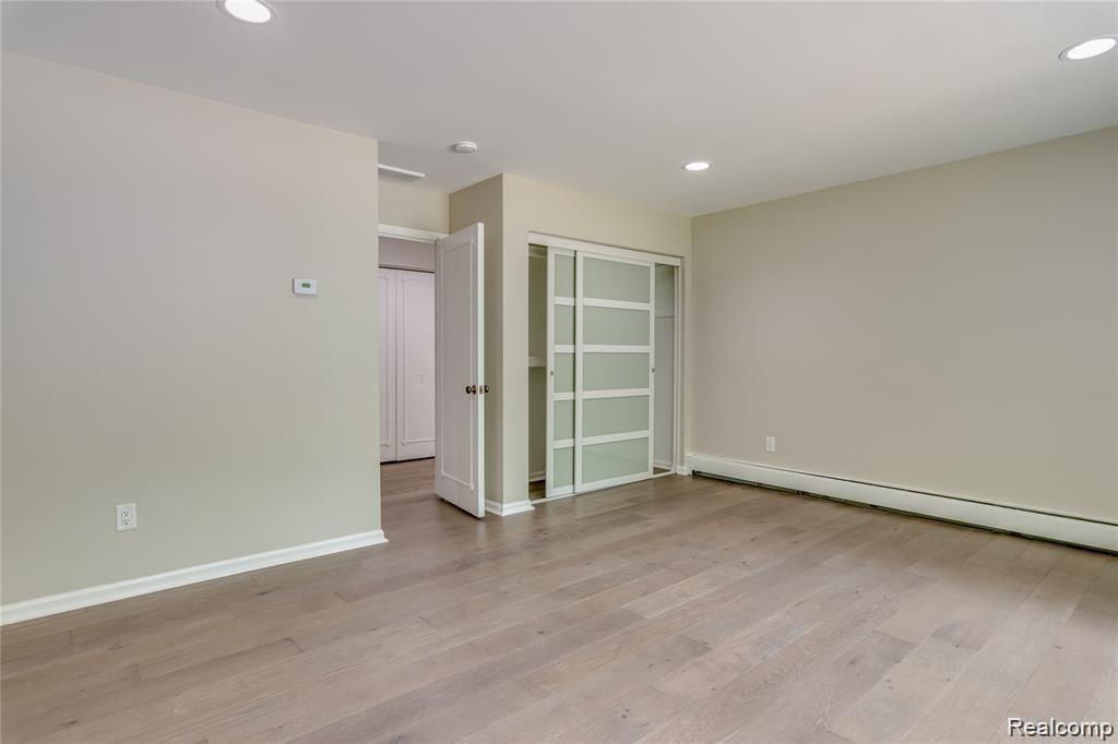 587 East Long Lake Road Bloomfield Hills, MI 48304 - Photo 17 of 27