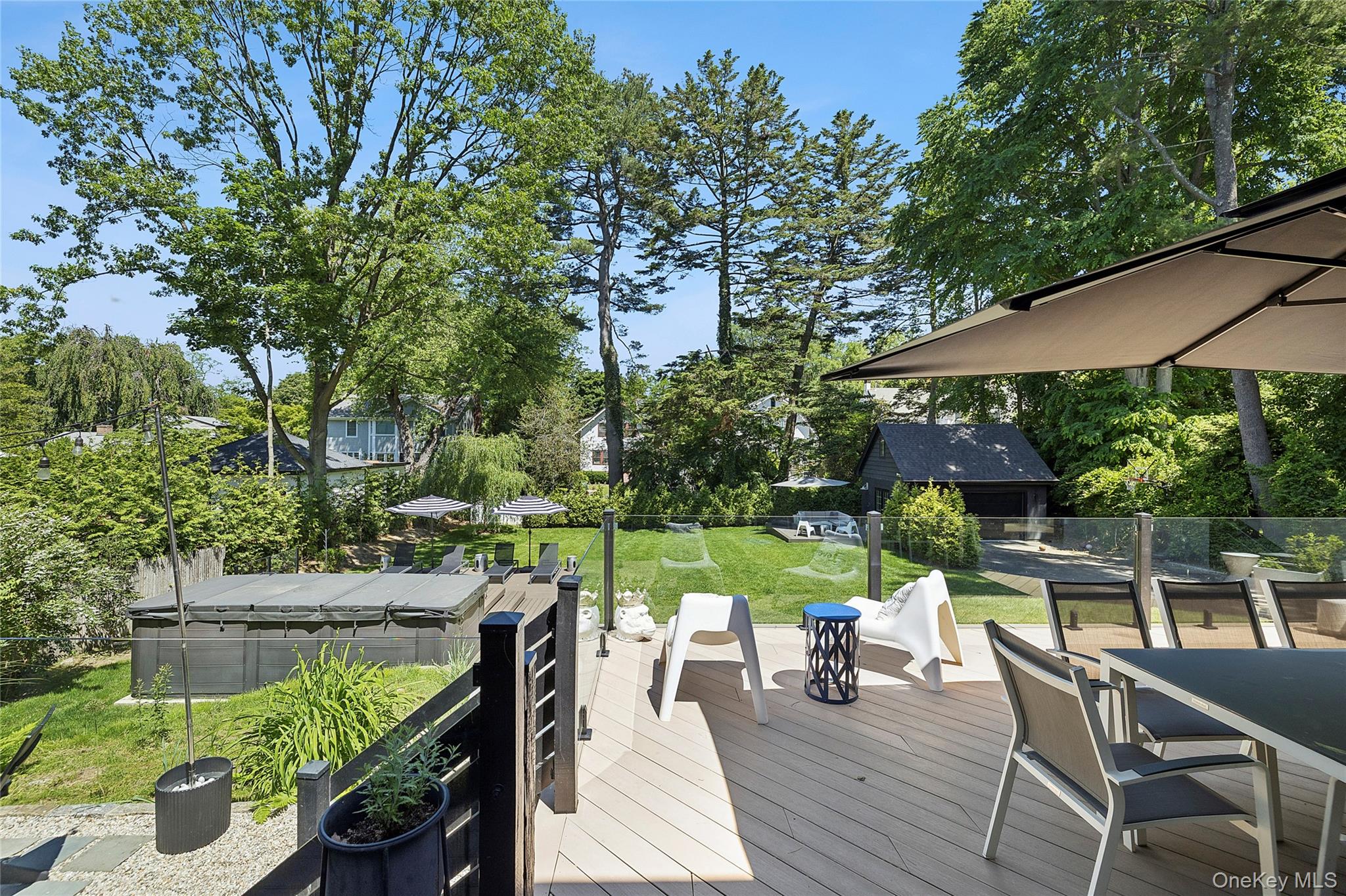112 Huntington Road Port Washington, NY 11050 - Photo 20 of 25