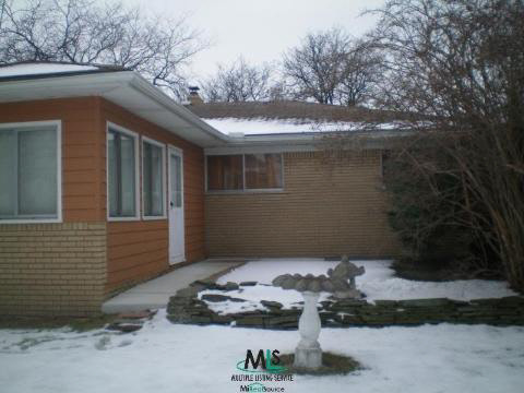 11237 Racine Road Warren, MI 48093 - Photo 11 of 11 930448-10.JPG
