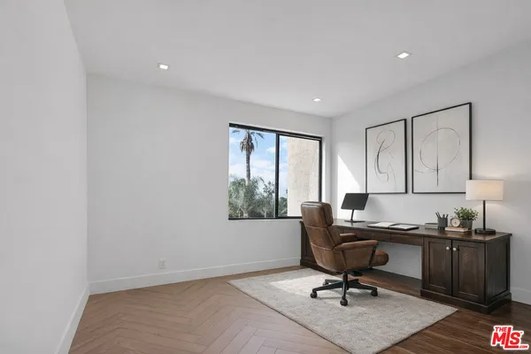 $6,400 | 8455 Fountain Avenue, Unit 308, West Hollywood, CA 90069