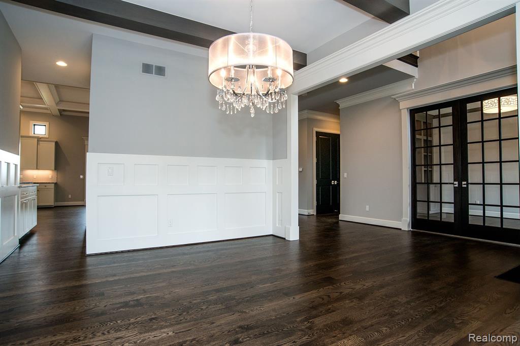632 Wellington Circle Rochester Hills, MI 48309 - Photo 13 of 40