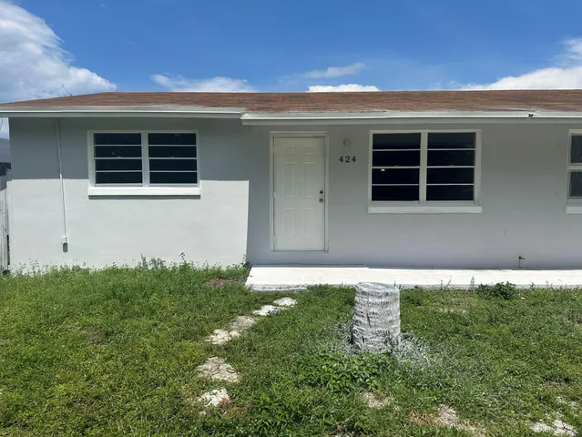 $2,490 | 422 Caroline Avenue, Unit 424, West Palm Beach, FL 33413