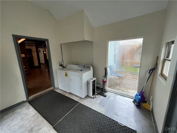 $299,000 | 1337 Madison Street, Syracuse, NY 13210