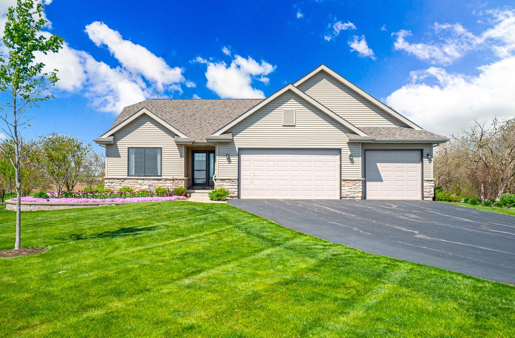 4170 West Greer Road Verona, IL 60479 - Photo 1 of 45