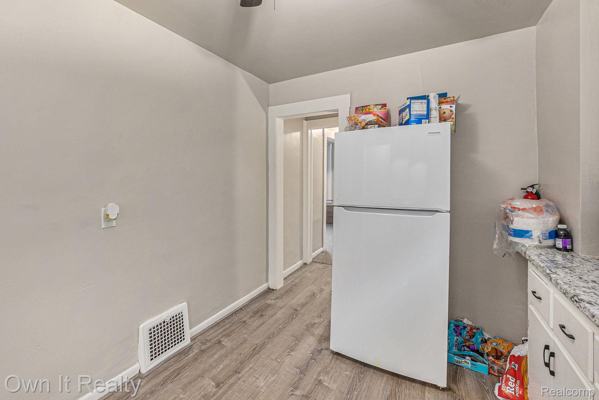 43 East Henry Street River Rouge, MI 48218 - Photo 9 of 32 Gallery Image 9