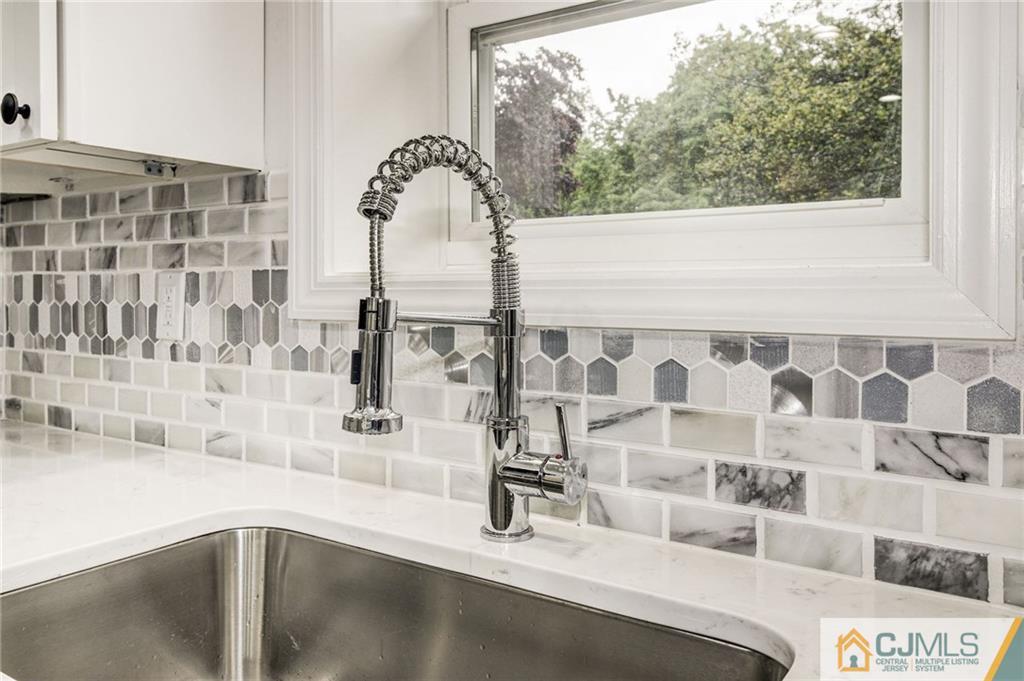 81 Farrington Road Old Bridge, NJ 07747 - Photo 26 of 49 Gallery Image 26
