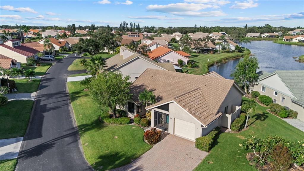 52 Inlets Boulevard, Unit 52 Nokomis, FL 34275 - Photo 2 of 43