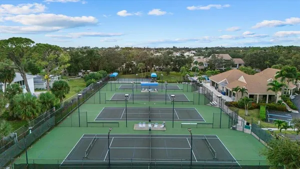 a view of a tennis court