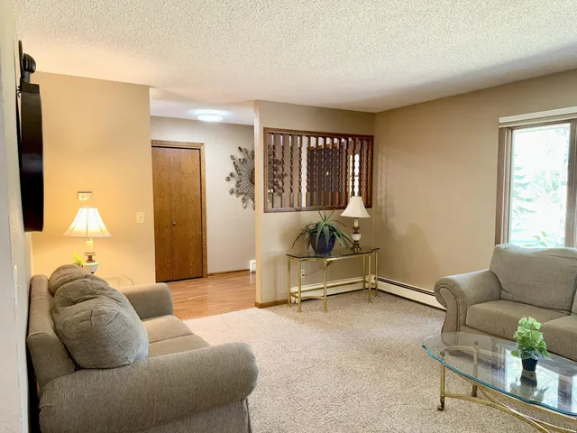 $439,400 | 6312 230th Street, St. Augusta, MN 56301