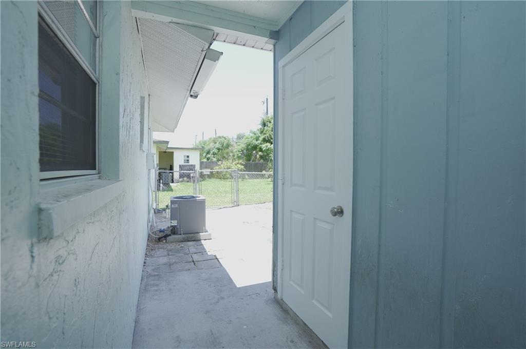 1195 South Alhambra Circle Naples, FL 34103 - Photo 27 of 34 a view of a walk in closet