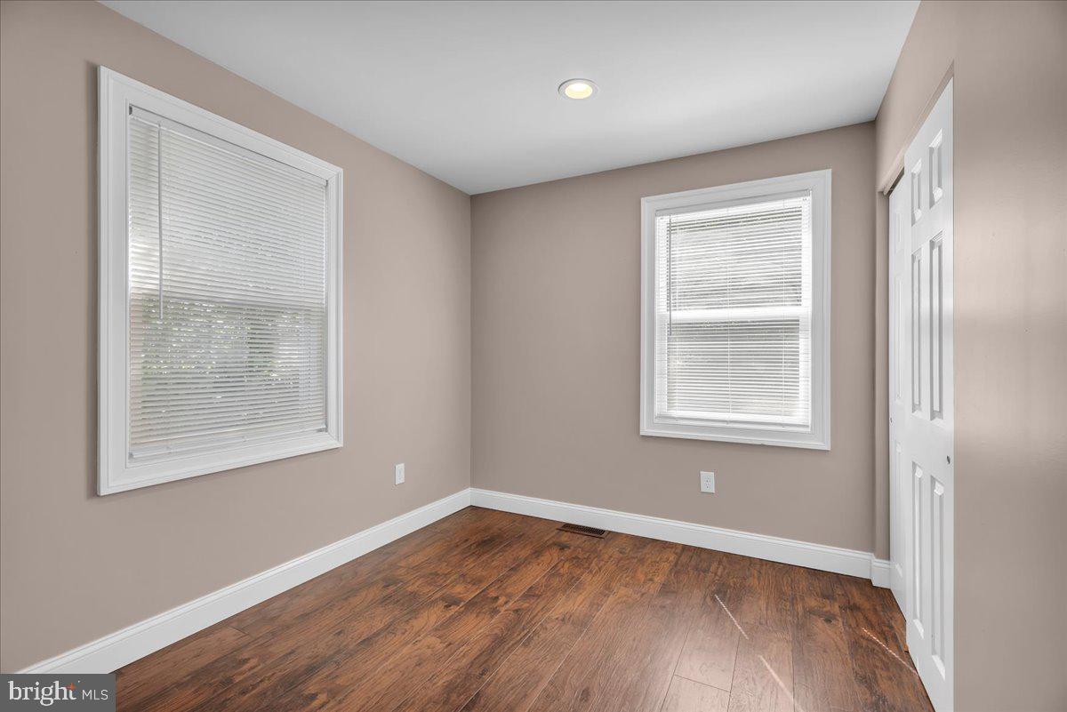 132 Edison Road Cherry Hill, NJ 08034 - Photo 16 of 24