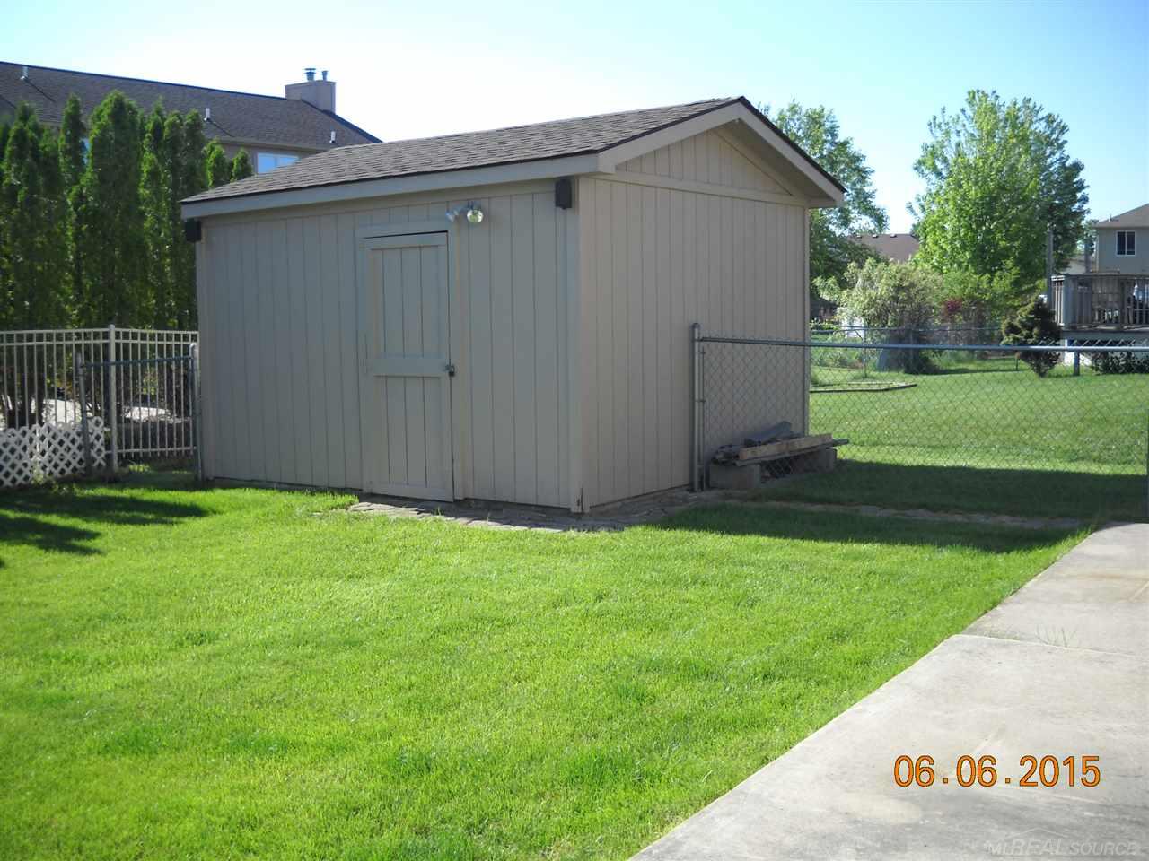46326 Pat Street Chesterfield, MI 48051 - Photo 2 of 45