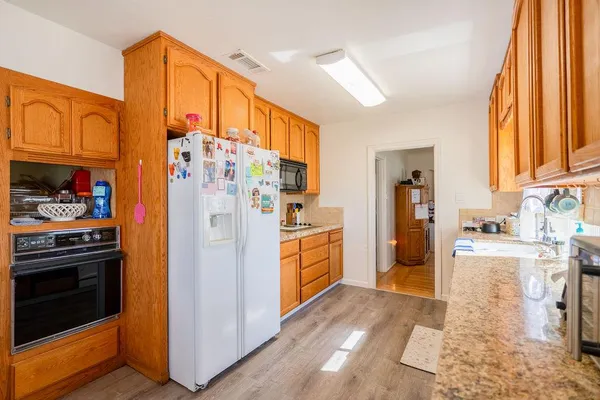 $399,000 | 915 La Loma Avenue, Modesto, CA 95354