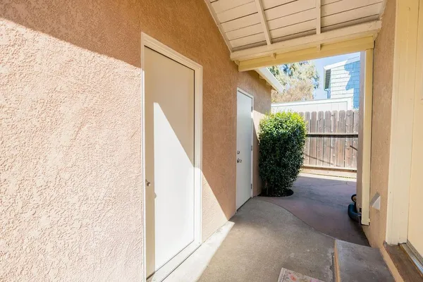 $399,000 | 915 La Loma Avenue, Modesto, CA 95354