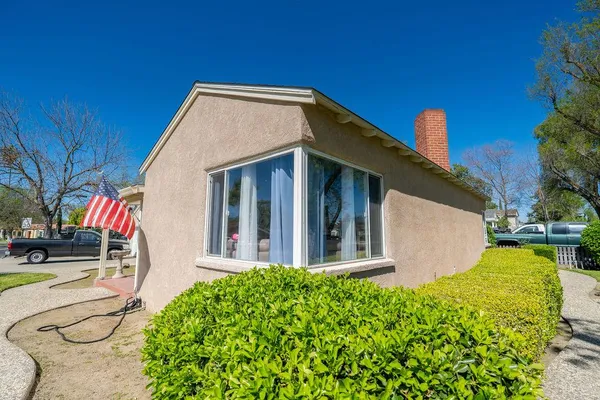 $399,000 | 915 La Loma Avenue, Modesto, CA 95354
