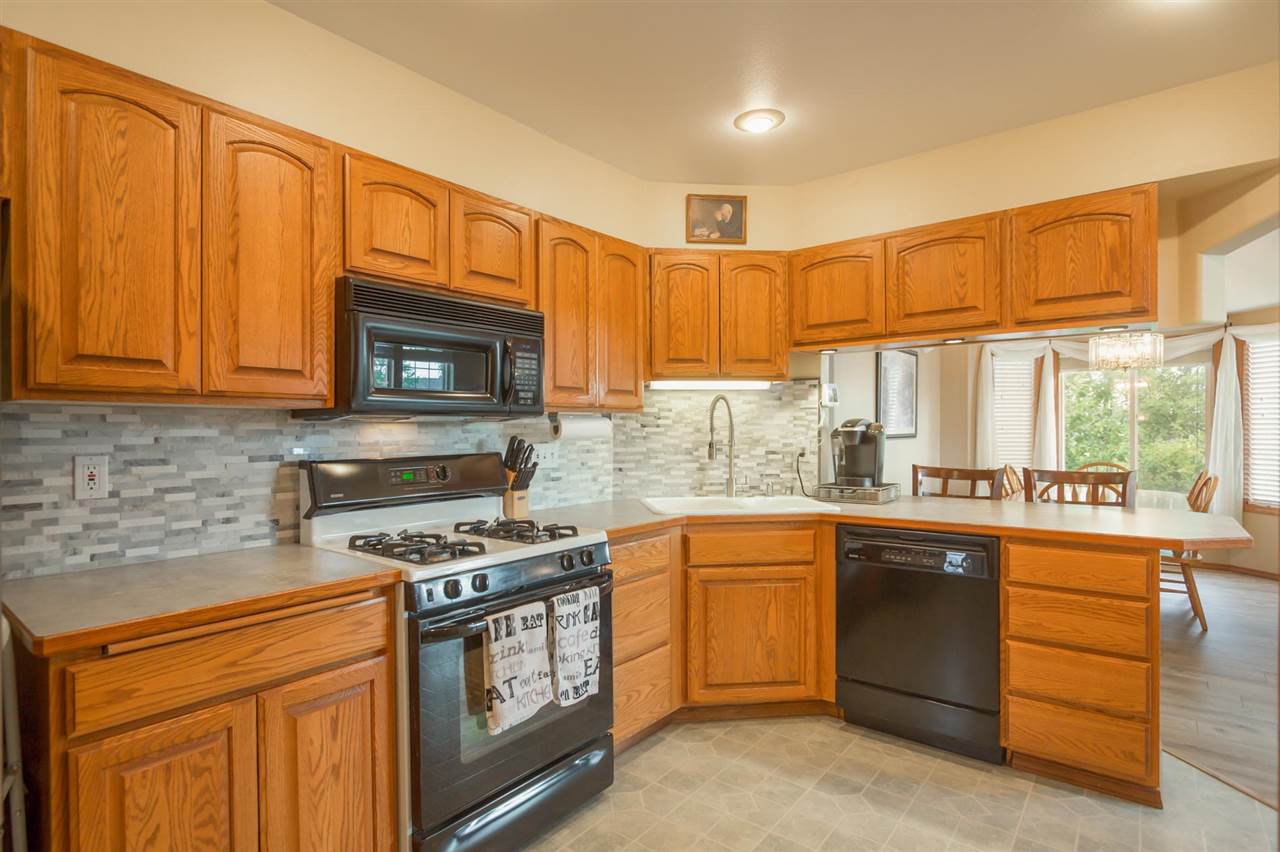 17815 Astor Court Colbert, WA 99005 - Photo 5 of 20 Gallery Image 5