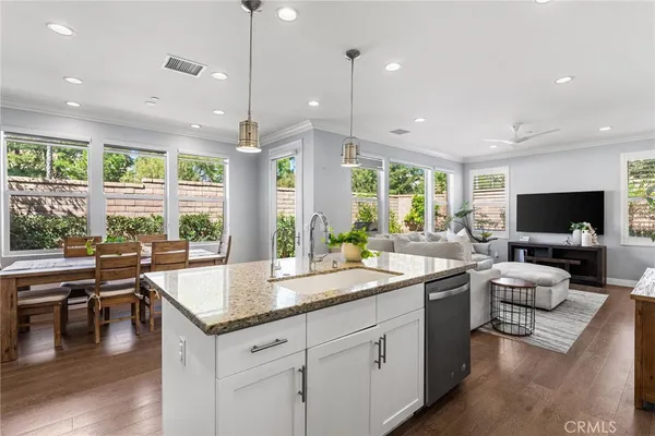 $1,399,888 | 17 Clover, Lake Forest, CA 92630