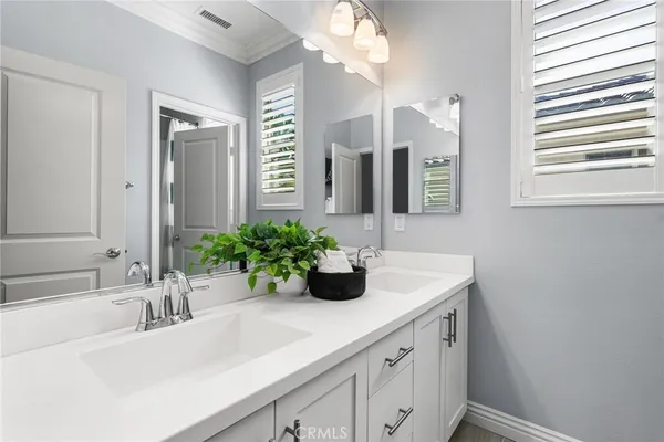 $1,399,888 | 17 Clover, Lake Forest, CA 92630