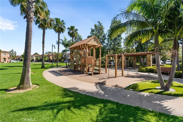 $1,399,888 | 17 Clover, Lake Forest, CA 92630