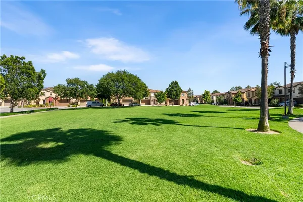 $1,399,888 | 17 Clover, Lake Forest, CA 92630