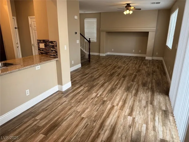 $1,995 | 9670 Simple Life Avenue, Las Vegas, NV 89148