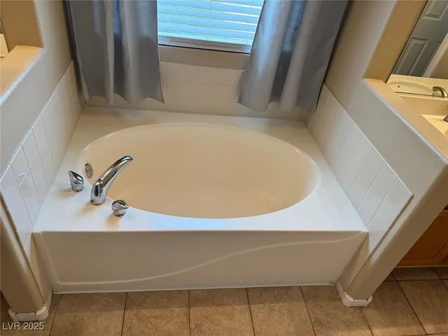 $1,995 | 9670 Simple Life Avenue, Las Vegas, NV 89148