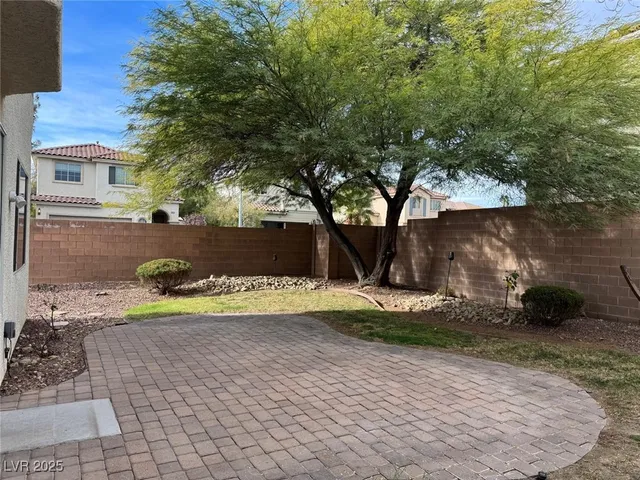 $1,995 | 9670 Simple Life Avenue, Las Vegas, NV 89148