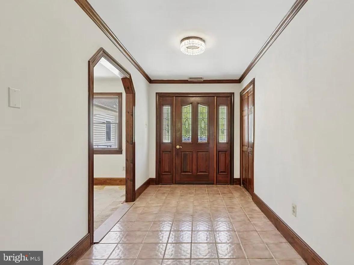 3789 Stump Road Doylestown, PA 18902 - Photo 7 of 33 a view of a hallway